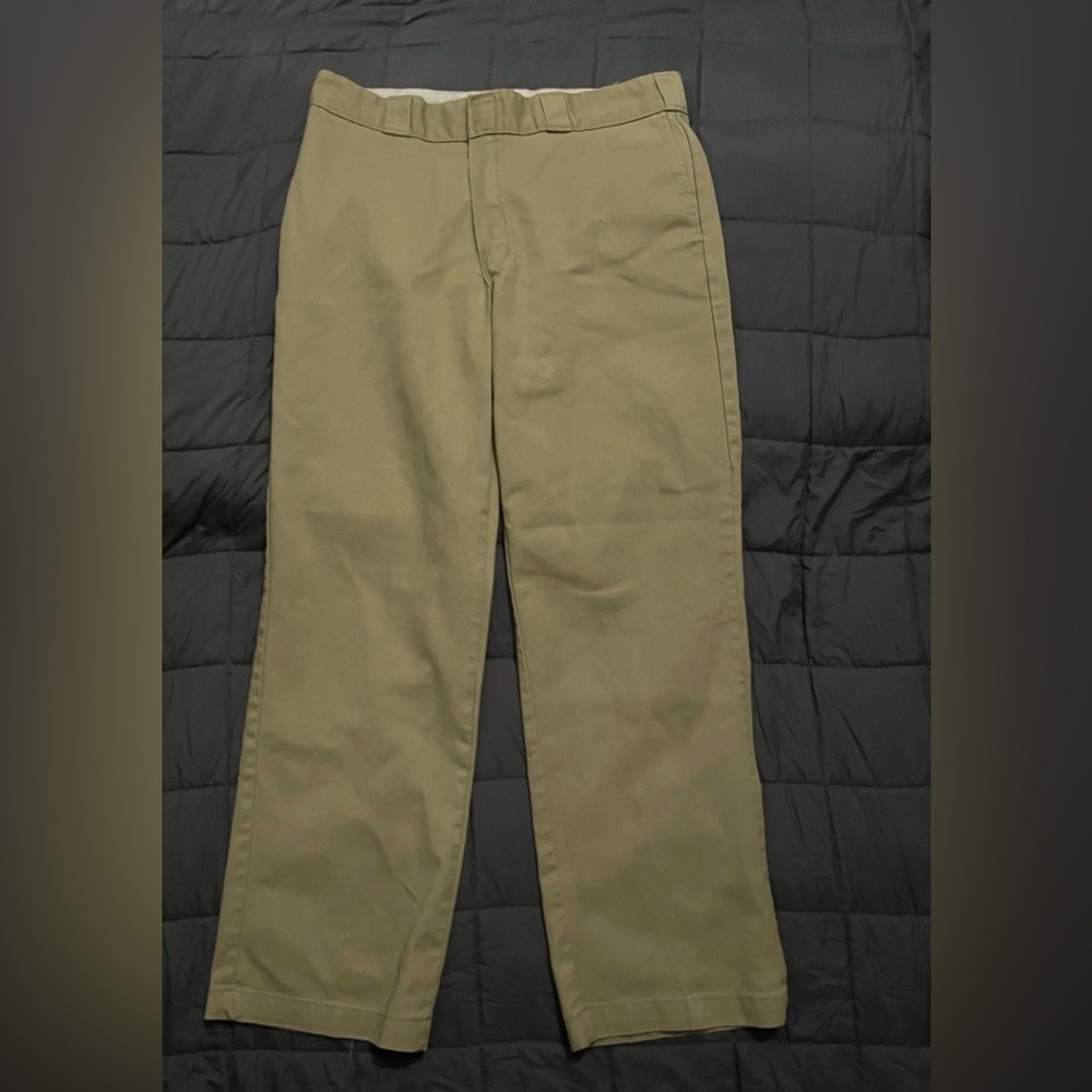 32x32 Dickies Khaki Chinos